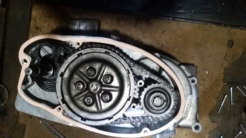 Продаю   мотор від мотоцикла иж планета 5