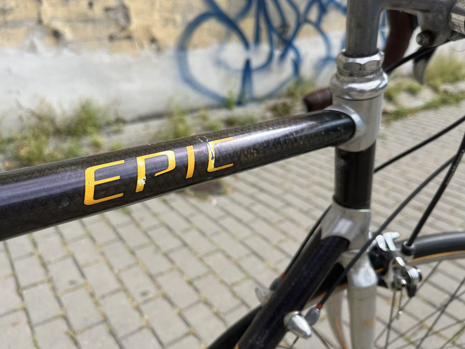 Specialized Epic, clasyk na carbonowych rurkach.