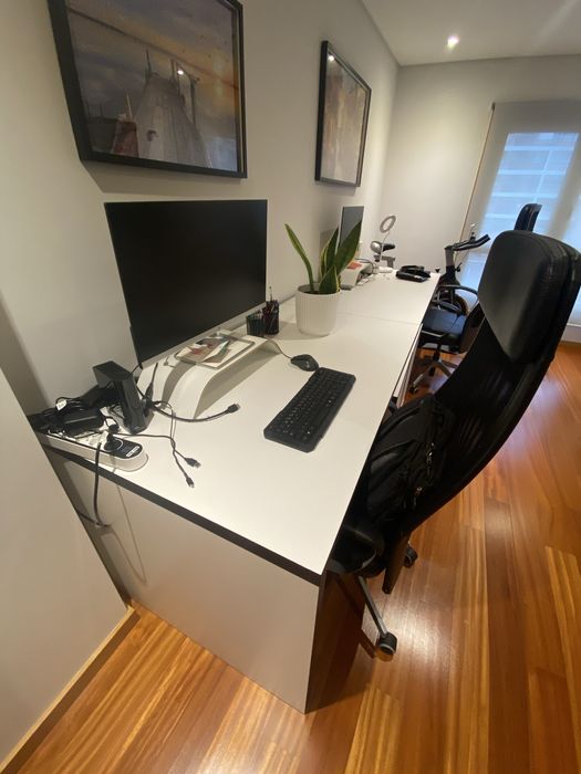 Móveis de escritório