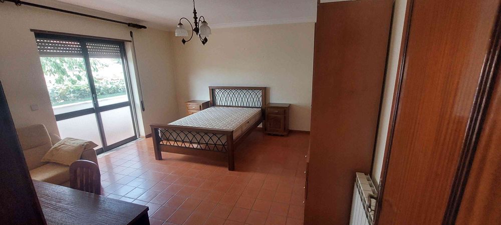 Quarto/Moradia - Bragança