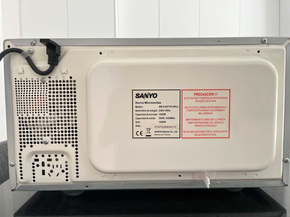 Micro-ondas SANYO