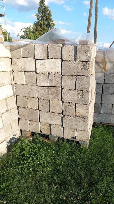 Pustaki żużlowe sprzedam