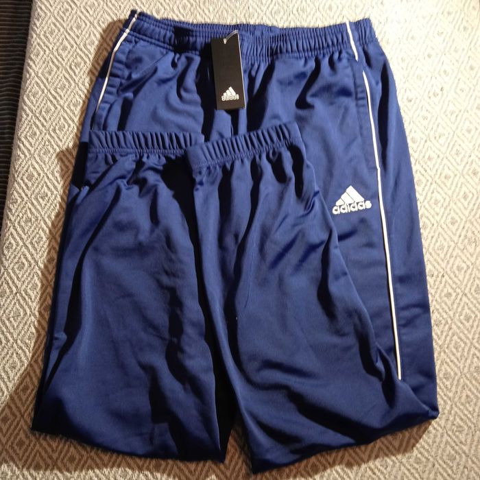 Adidas Taper Nowe spodnie dresowe Rozmiar M SuperCena!