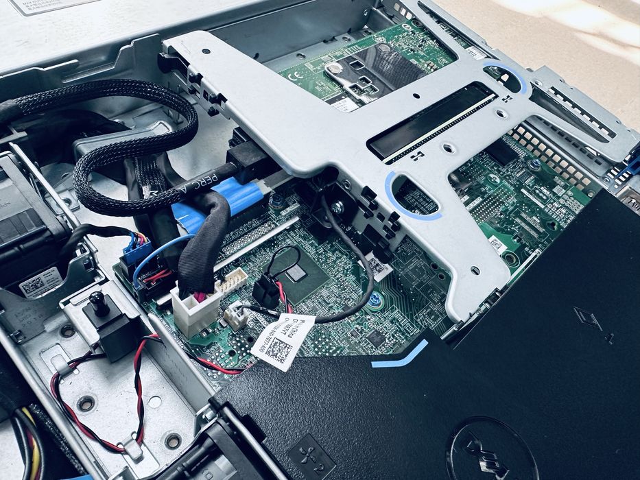 Dell Poweredge R230 XEON E3-1240 V6