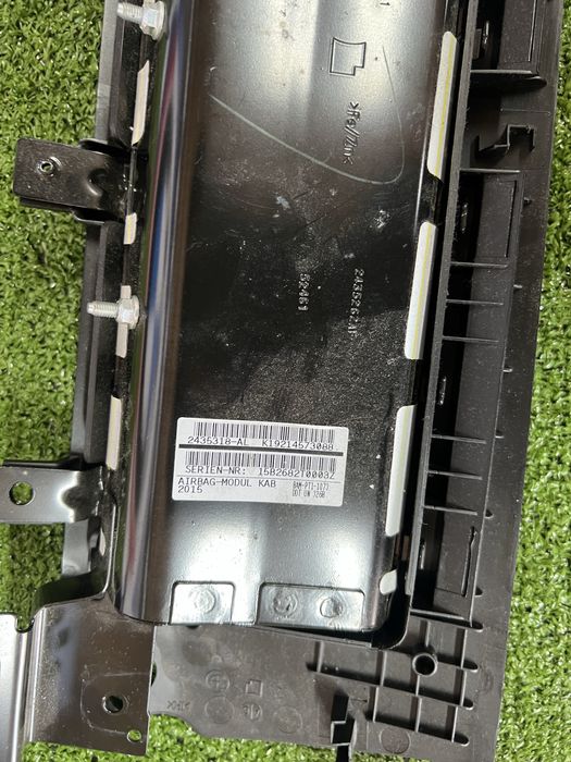 Подушка безпеки в коліна BMW X3 f25