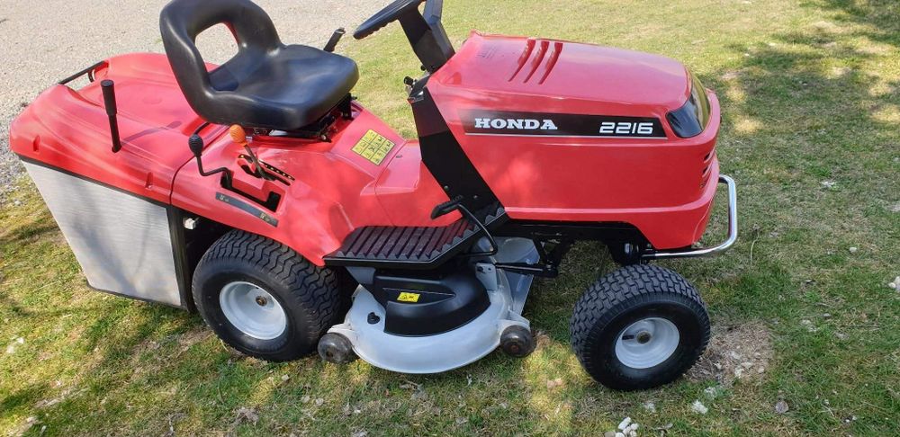 Sprzedam kosiarkę traktorek Honda