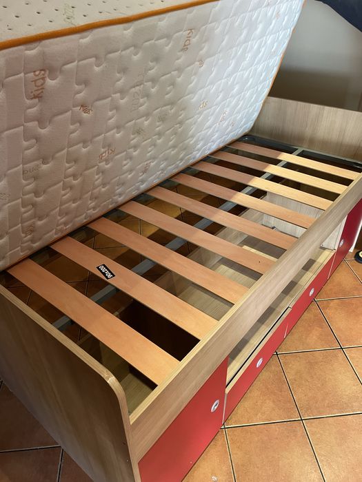 Cama individual criança