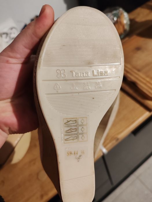Szpilki Koturny czółenka beżowe 36 ażurowe dziurkowane tana lissa