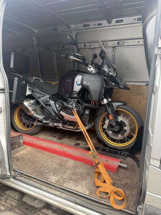 Transport motocykli Polska | Oględziny | Tor | Pomoc drogowa