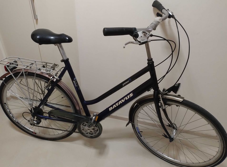 Rower damka Batavus Alu Led k. 28"