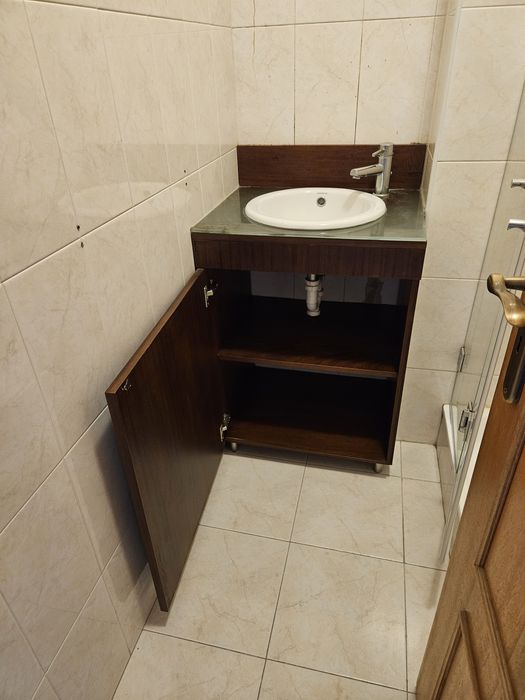 Movel lavatório com cerâmica