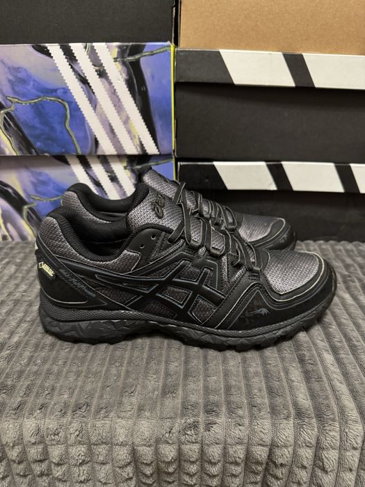 Кросівки Asics Gel-Fuji Freeze 2 Gore-Tex 40(25,5см) оригінал