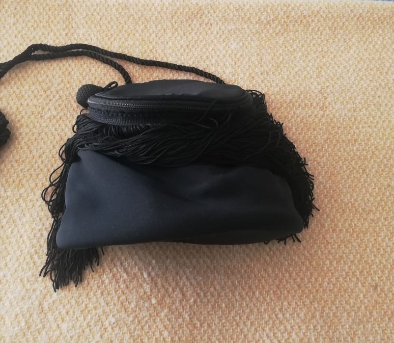 Bolsa de toilet  de tecido preto