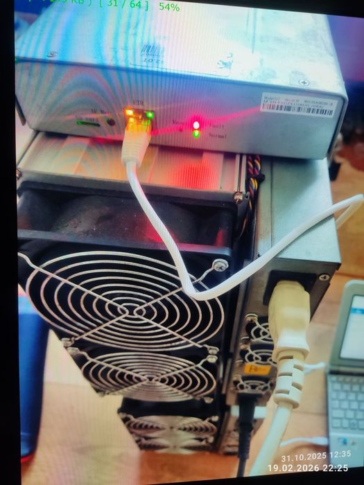 Asic Antminer T17 майнер