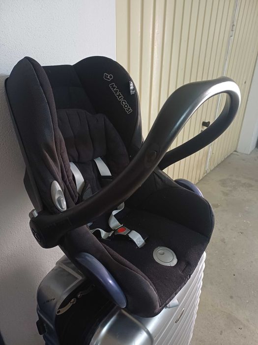 Ovinho Maxi-Cosi preto