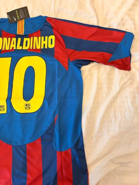 Koszulka Barcelona Ronaldinho #10 L – 2005/06