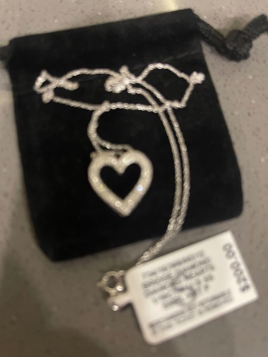 Серебряное колье с бриллиантами 1|10 карат. Цена снижена!