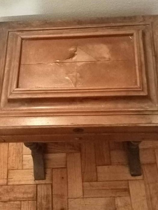 Costureirinha centenária para restauro