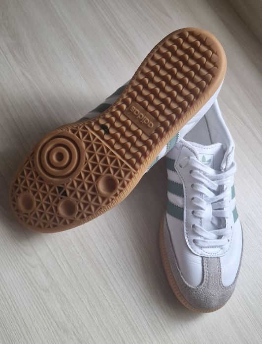 Кросівки adidas samba 35,5 розмір