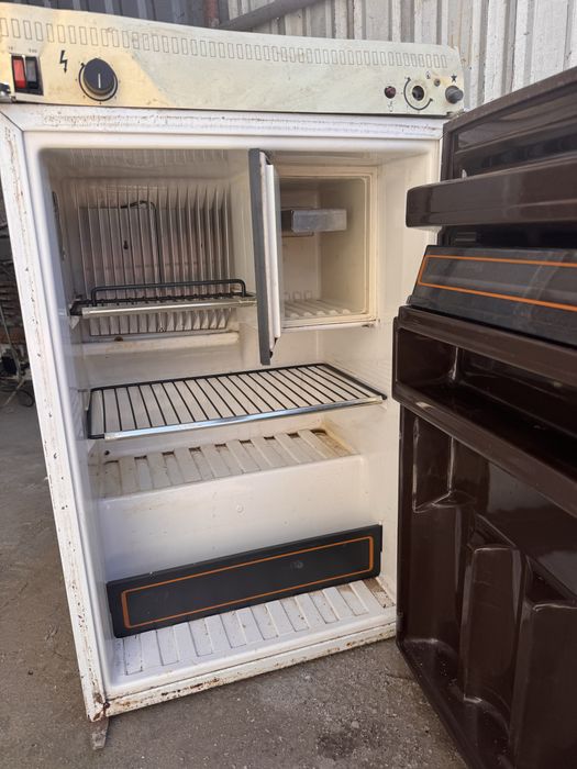 Холодильник Electrolux кемпер