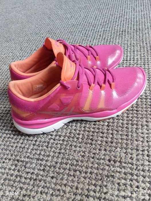 Damskie buty treningowe Asics Gel-Fit Vida r. 39