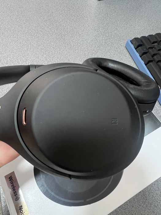 Headset Sony wh-1000mx4