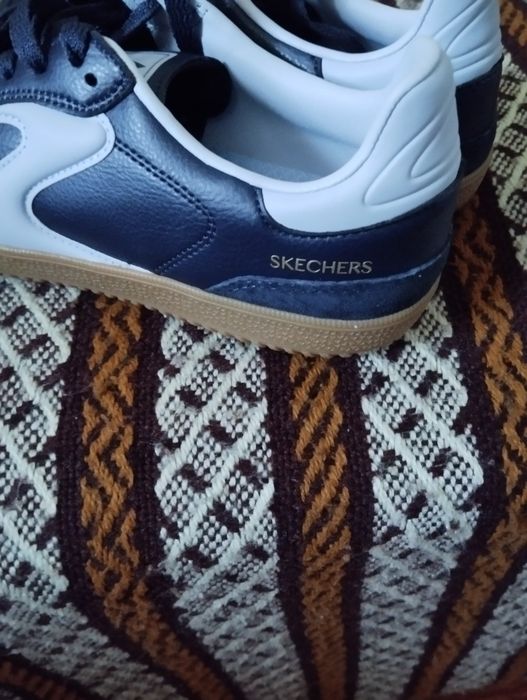 Sprzedam nowe buty Skechers.