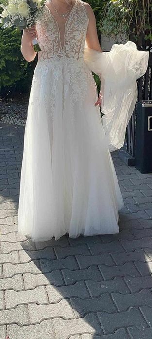 Suknia ślubna w idealnym stanie s/m
