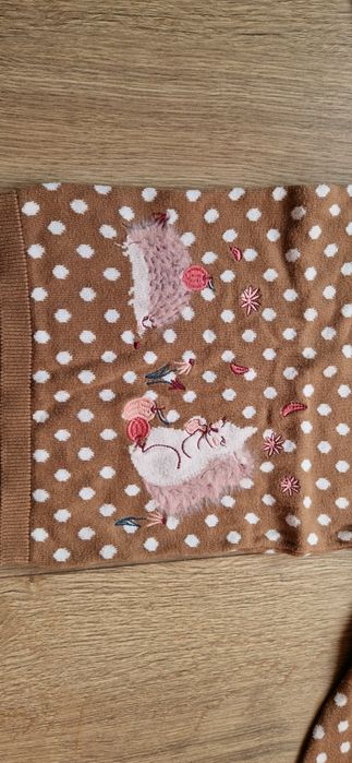 Sweter + 3 bluzki 4-pak jesienny r.98