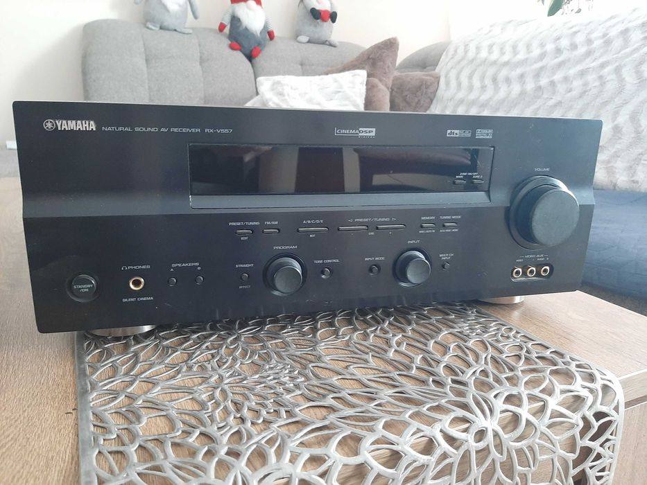 Amplituner Kina Domowego YAMAHA RX-V557 6.1 DTS-ES Dolby EX 2005r