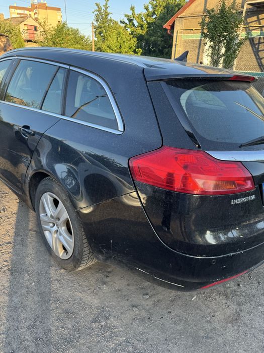 Opel Insignia 2.0 Дизель під запчастини або ремонт