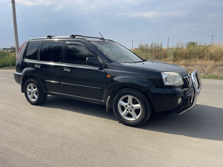 Ніссан Nissan x-trail
