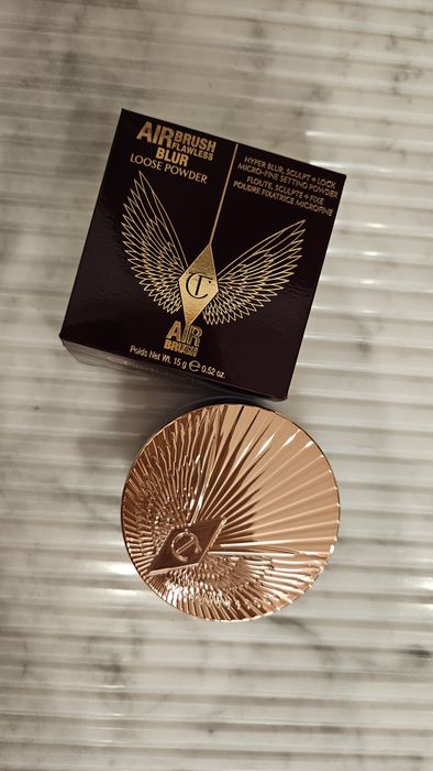 Charlotte Tilbury, Airbrush Flawless Blur Loose Powder