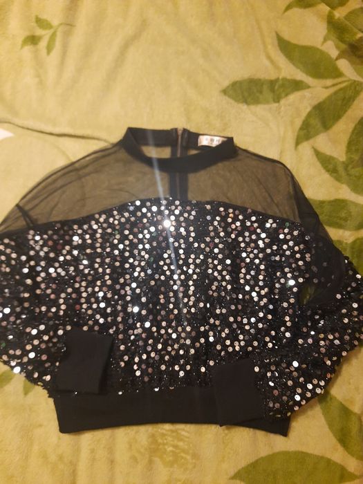 Святкова кофта 200 грн