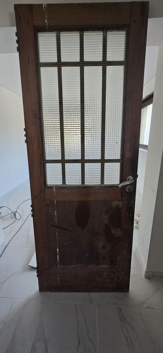 Portas de madeira maciça (5)