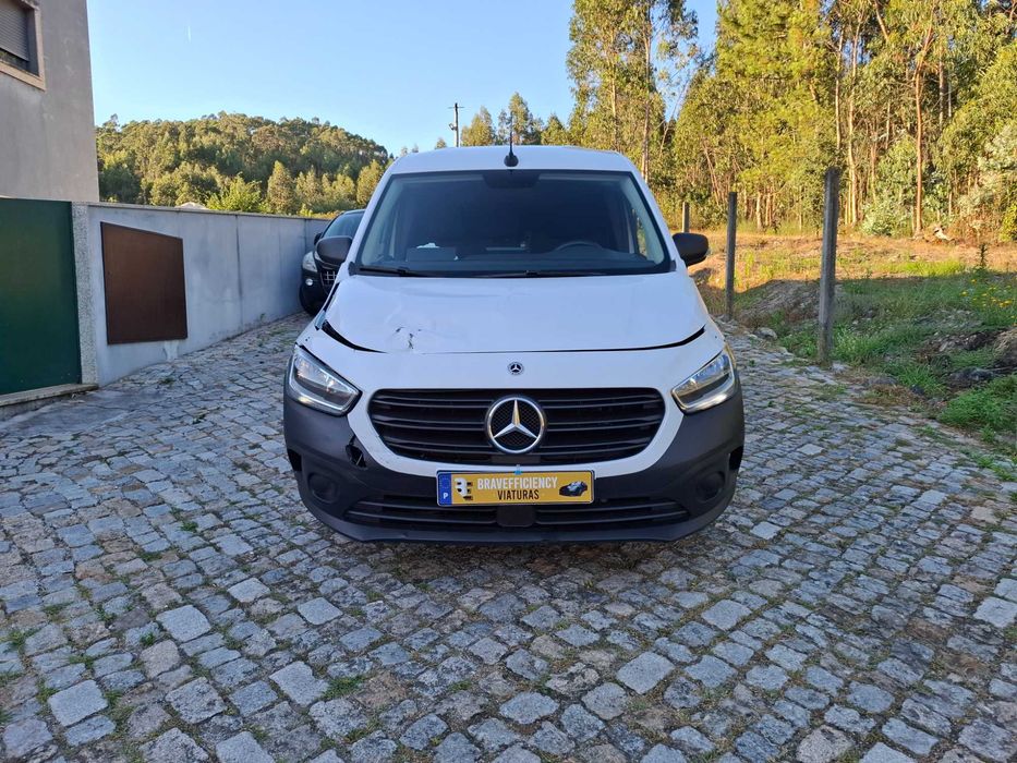 Mercedes-Benz Citan 110 CDi/27 3 LUGARES APENAS 40 MIL KMS NACIONAL DE 2023/12 ( COM IVA DEDUTIVEL INCLUIDO)