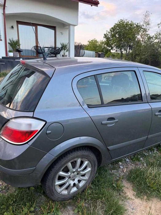 2006 Opel Astra H Elegance.