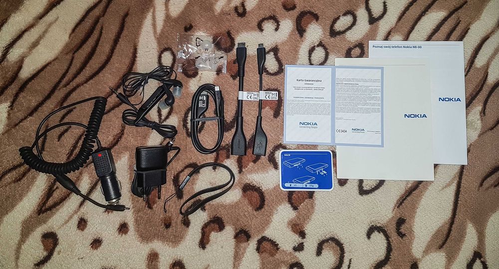 NOKIA N8 * full komplet * oryginalne folie * stan IDEALNY