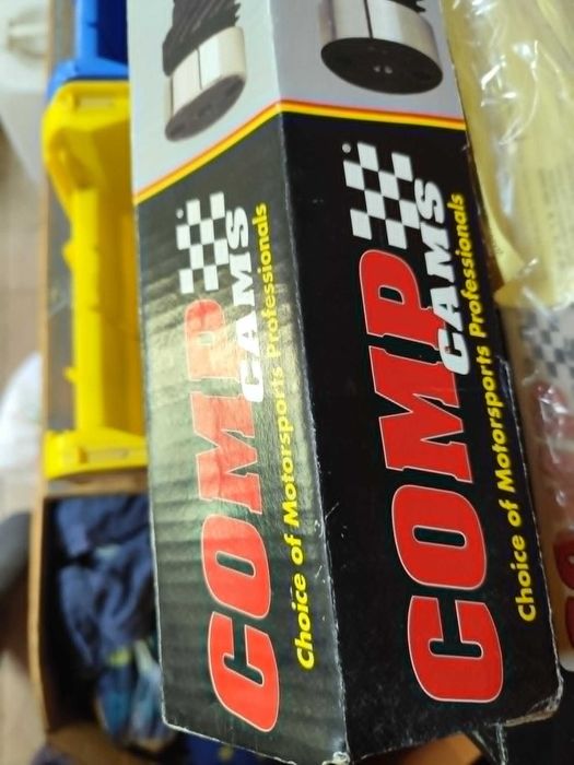FORD V8 FE series 352 390 428 nowy wałek rozrządu Comp Cams
