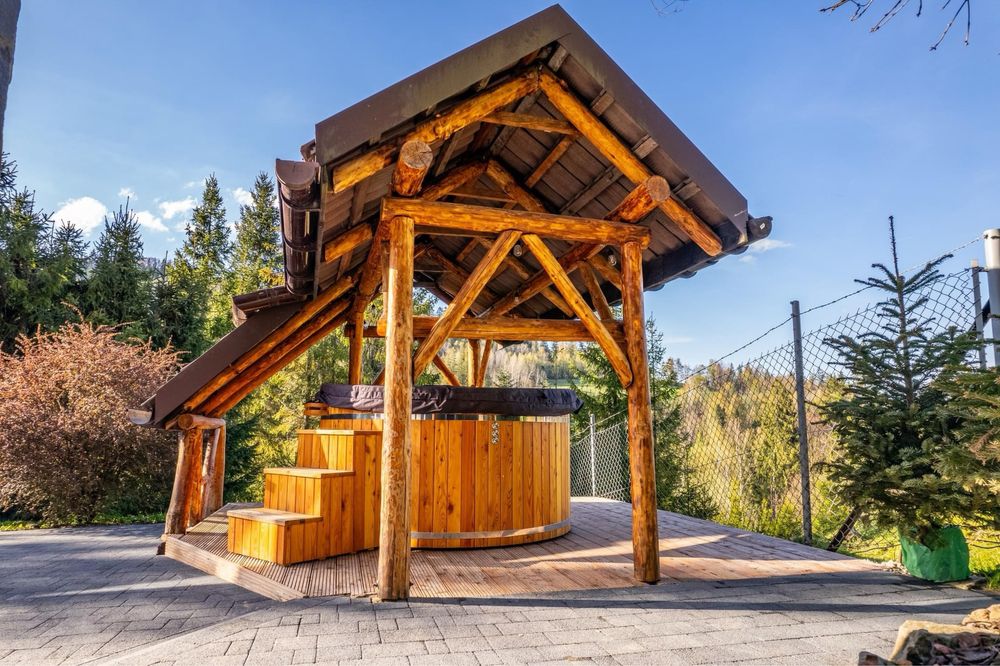 Leśne Zacisze Wisła HOUSE – Dom z Jacuzzi i Bacówką, 10/10 od Gości!