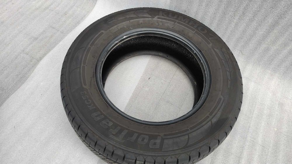 Opony Letnie 235/65/16C Kumho 4szt 2022r 8,5mm Sprinter Crafter