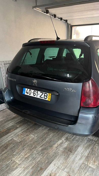 Peugeot 307 SW – Salvado (Dano Lateral)