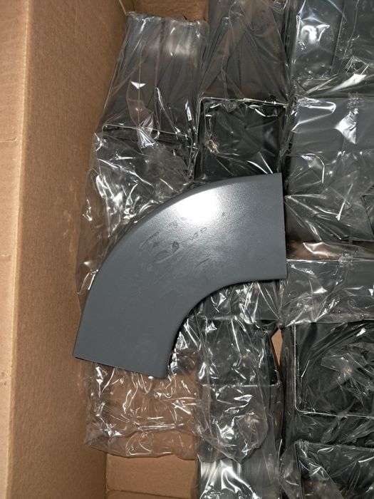 Sprzedam kolano rynny spustowej kwadratowej 80x80 galeco.