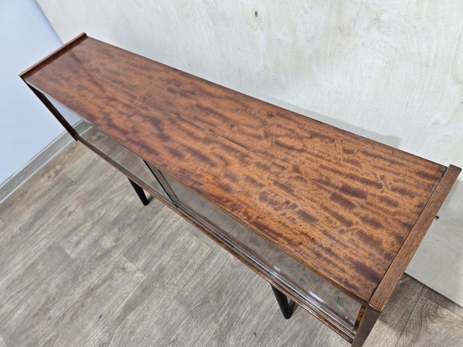 Komoda prl transport