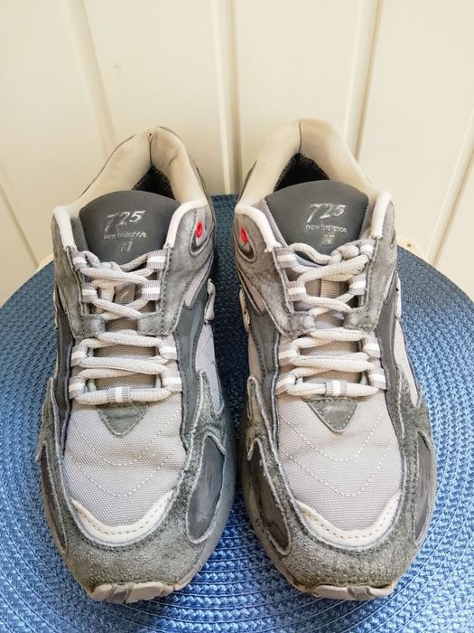 Чоловічі кросівки New Balance 725, р41, 26,5см, оригінал