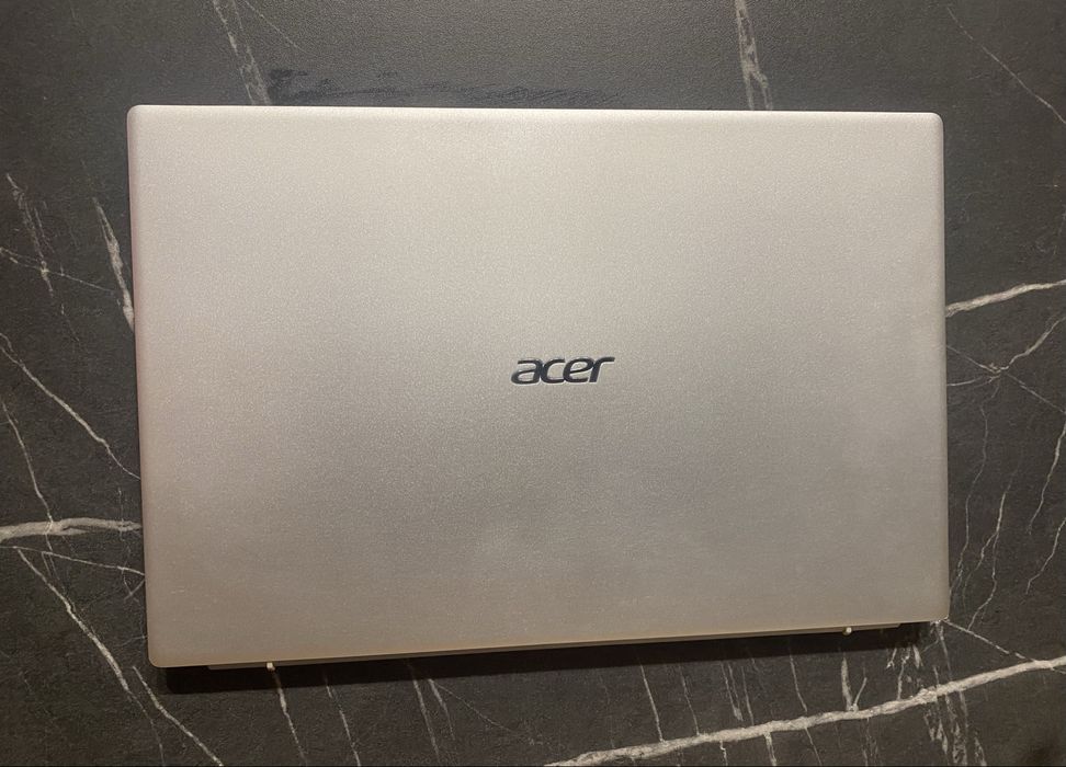 Laptop Acer Swift 1 (SF114-34)
