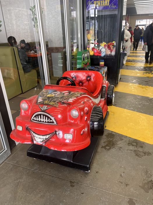 Дитячі качалки , атракціон