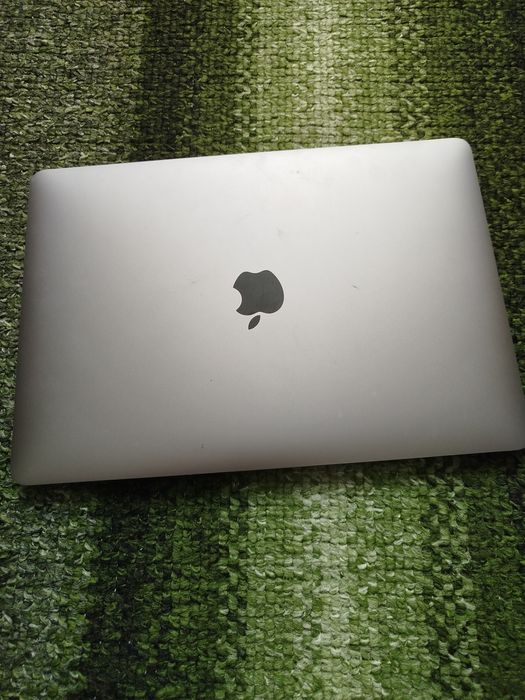 MacBook Pro 13 (2016)