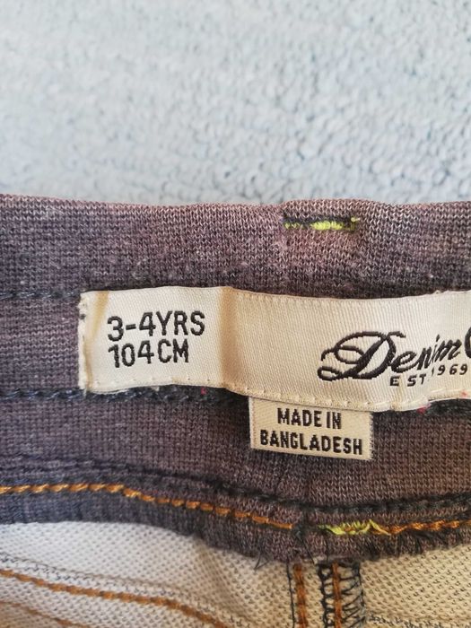 Calças de ganga joggers menino 3-4 anos (104 cm) - primark