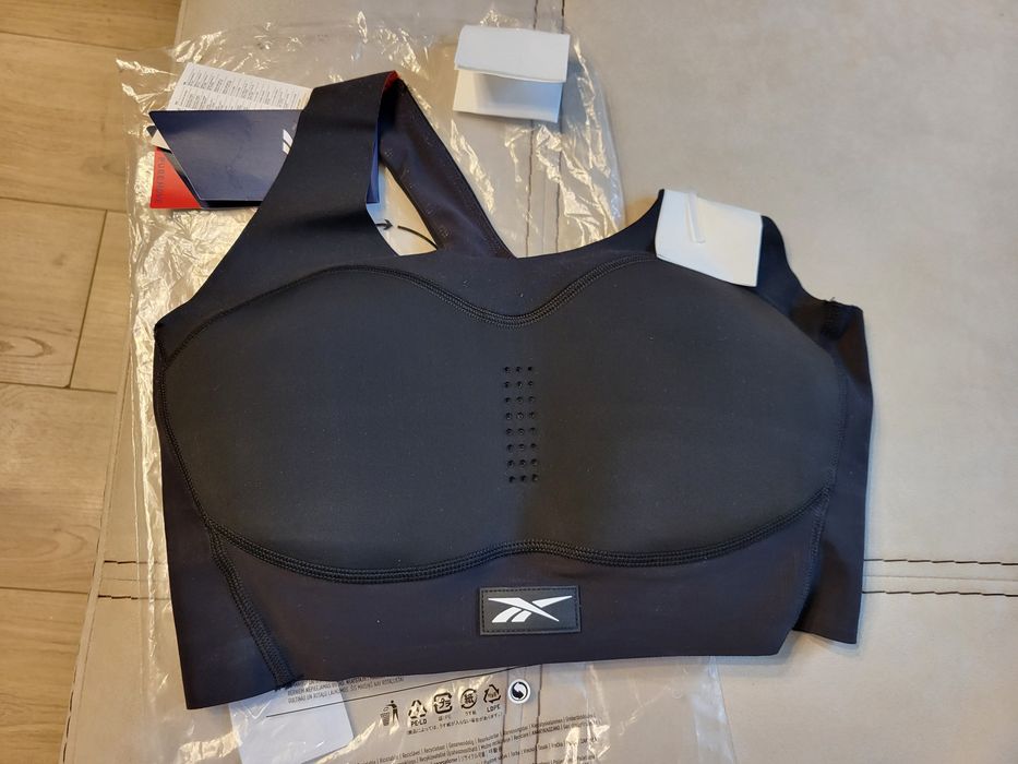 топ Reebok S, оригінал, новий, спортивний бра